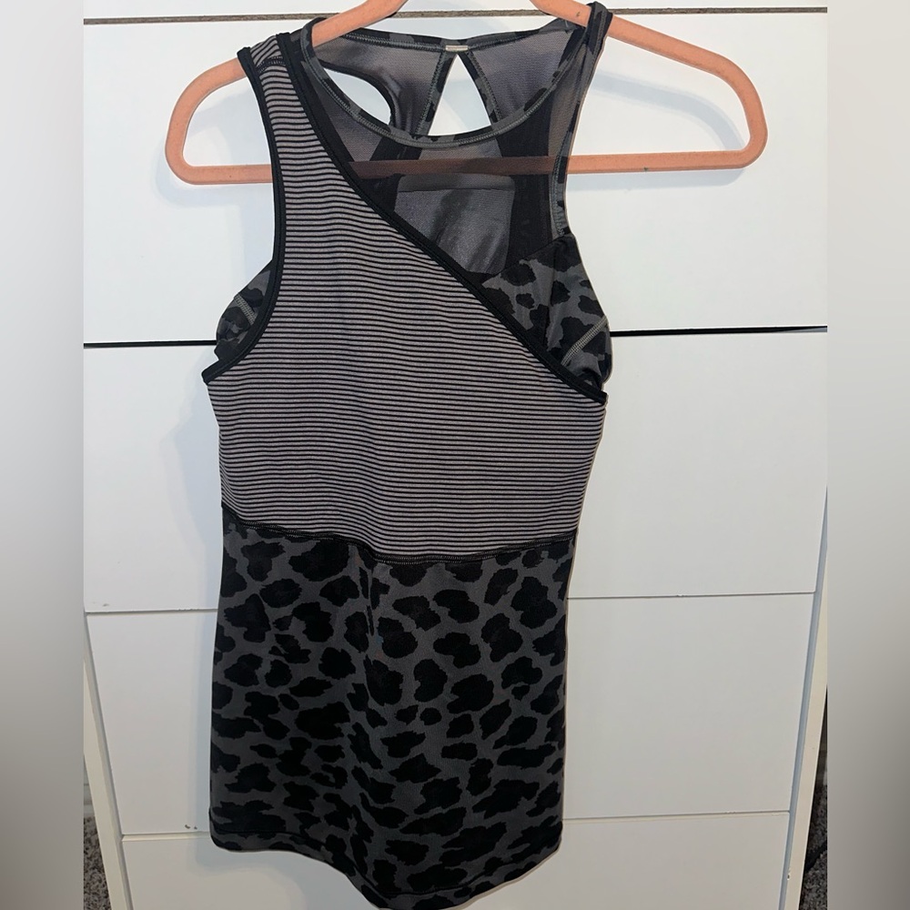 Lululemon athletic tank top size 8